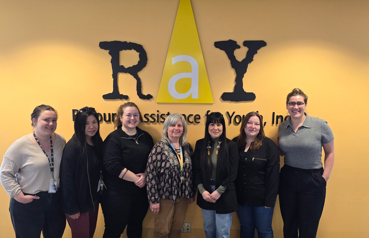 RaYWinnipeg's tweet photo. Thank you @LeahGazan for coming by RaY this morning to discuss Bill C-223, which if passed, would establish the first national framework for an unconditional Guaranteed Livable Basic Income for all persons over 17 across Canada. https://t.co/KMAA9uVim8