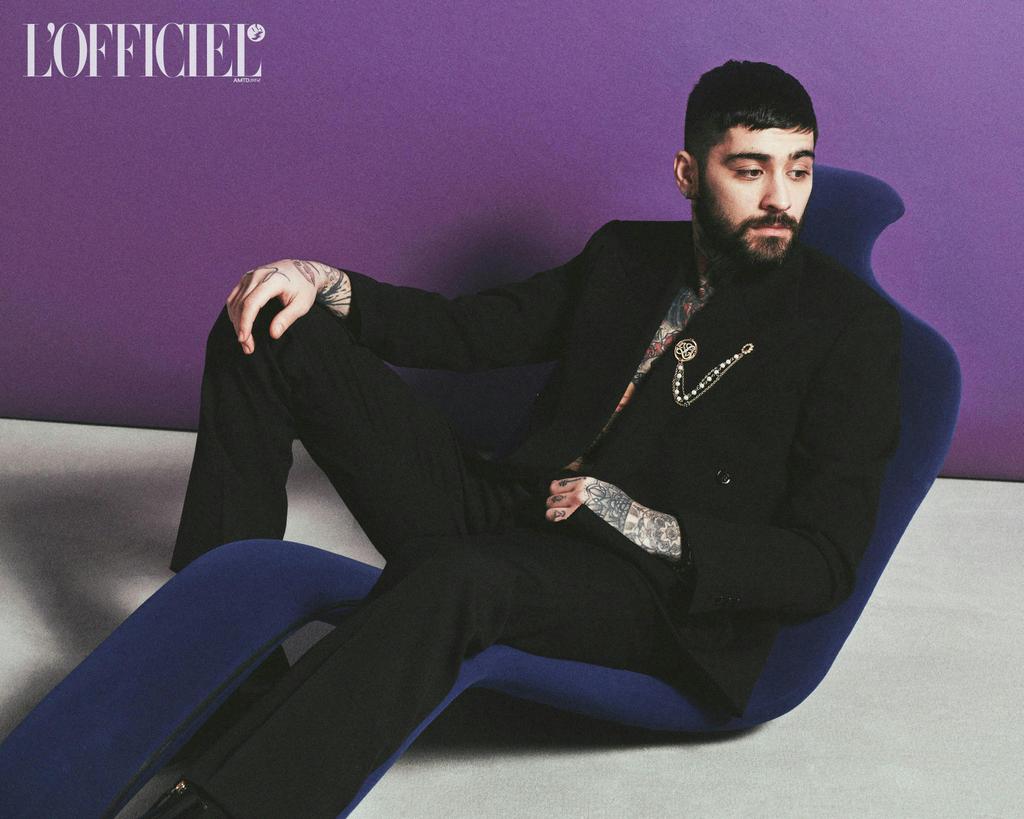 zquadCIS's tweet photo. Зейн для L'Officiel Hommes. https://t.co/BqjLjAIrtI