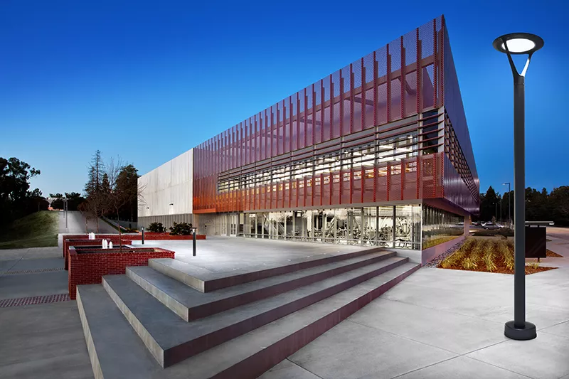 Gardco's PureForm LED post top features a sleek, low-profile design. Comfort optics are designed to enhance visual comfort by reducing glare. Type 1, 2, 3, and 5 optical distributions are available with lumen output up to 9000 lumens. 

#lightspec #lightingsolutions #gardco