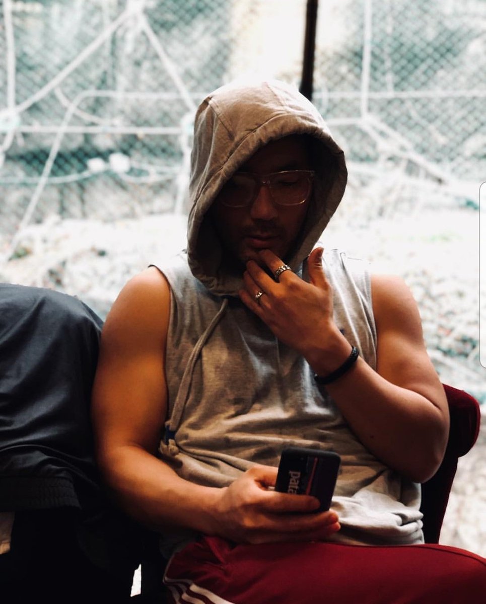 🕯🔥⚾️케케묵은🏀🔥🕯 tweet media