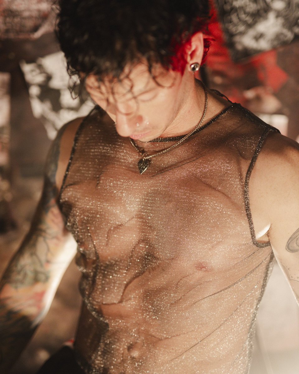 tyler jøseph (@tylerrjoseph) on Twitter photo 