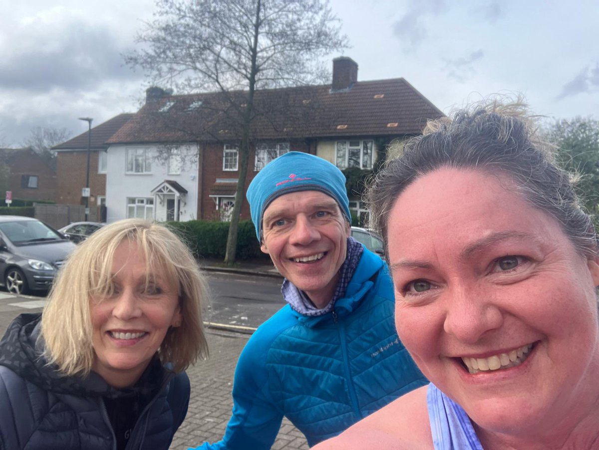 Our #Barnes Couch to 5K Running group are going from strength to strength! Week 6 of 9 week programme - hoping to start another evening group soon when clocks change.  <a href="/BarnesRunners/">Alceste</a> <a href="/BCA4Barnes/">Barnes Community Association</a>