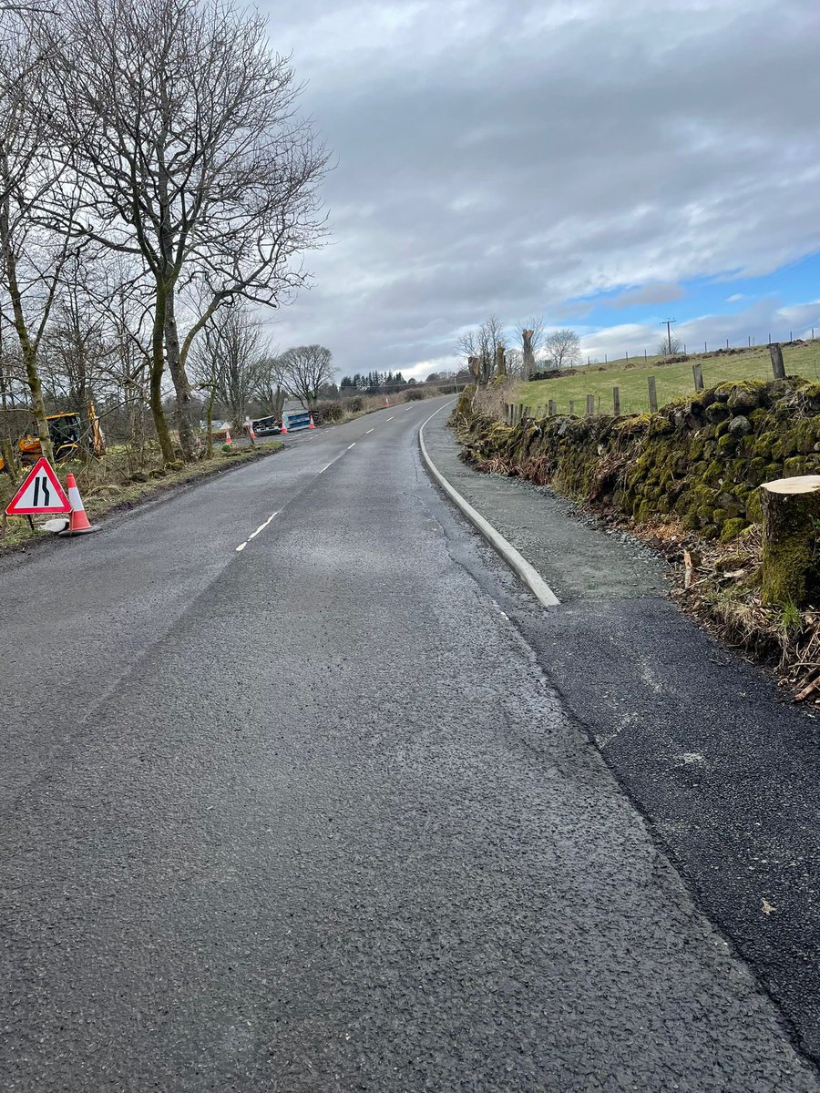 Appreciating the new pavement from Carbeth to Auchengillan along the #WestHighlandWay So much safer for our #DofE groups using the area