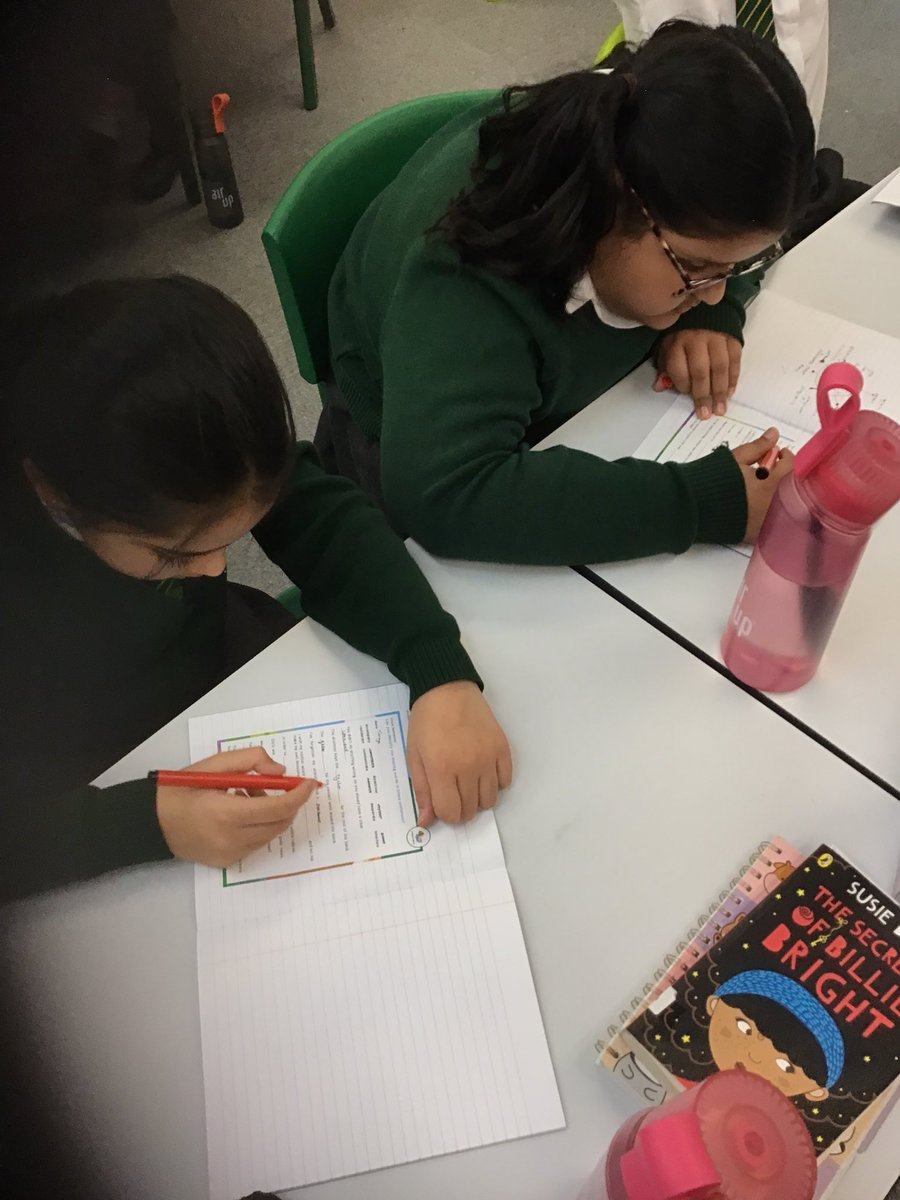 GRPAMaple's tweet photo. We focused on spellings today, during our SPaG lesson. After learning the meanings and origin of some of the words, we put them into sentences. ✏️ https://t.co/4ft5eLIuiH