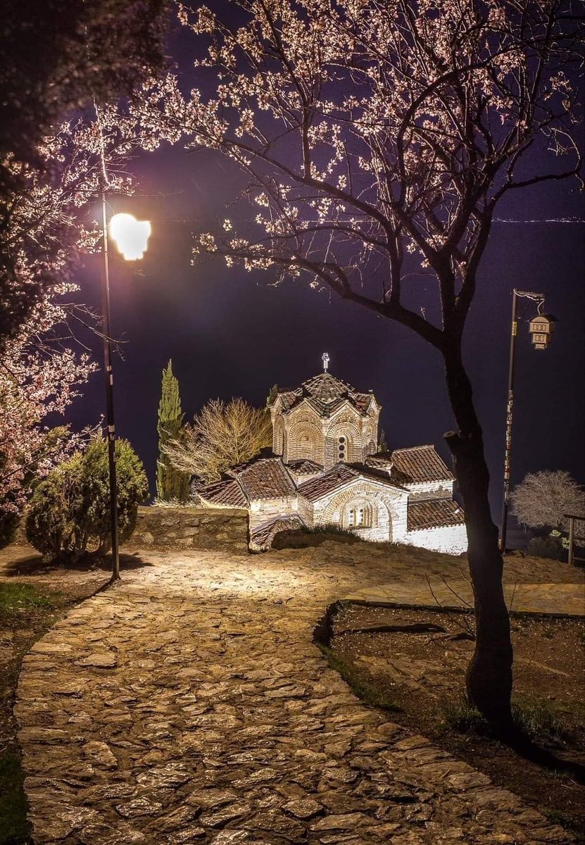 Убавина Македонска...
Св. Јован Канео...