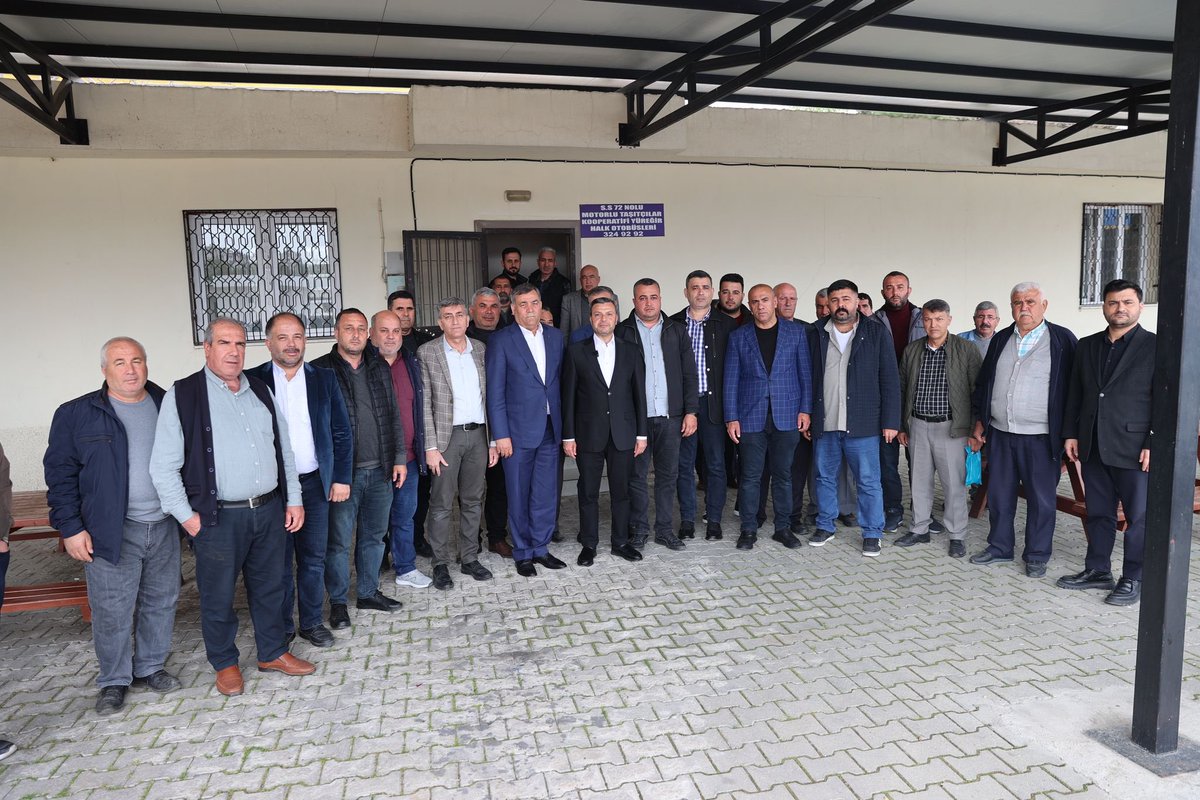 fmkocaispir's tweet photo. Dolmuş Kooperatiflerimizi ziyaret ederek şoförlerimizle bir araya geldik, gönülden sohbetlerine ortak olduk. 

Her bir hemşehrimizi dinliyor, daha huzurlu bir Adana için çalışmalarımıza devam ediyoruz. 🙋‍♂️ https://t.co/UVIuomC0ii