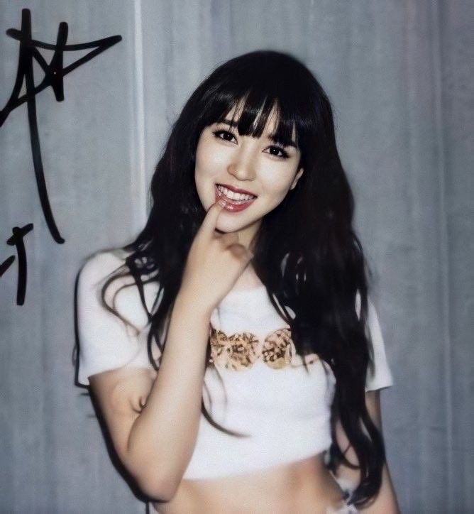 this iconic mina polaroid