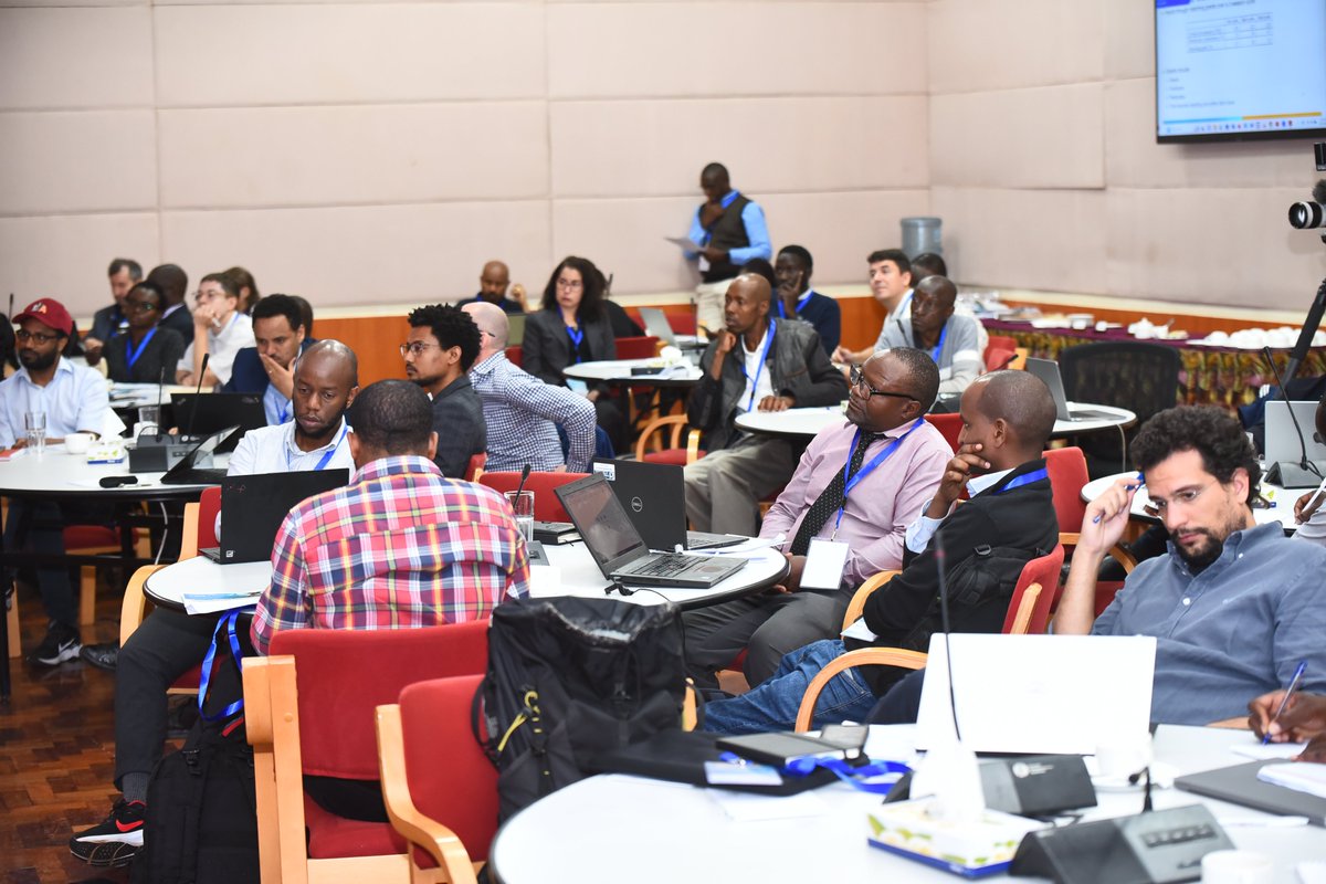 CgiarFarming's tweet photo. This event united researchers, policymakers, and practitioners focusing on fertilizer use and soil health in sub-Saharan Africa. 

@CGIAR
@IITA_CGIAR
@IFPRI_Africa

#SoilHealth #FertilizerUsage https://t.co/5QMJPtC4ic