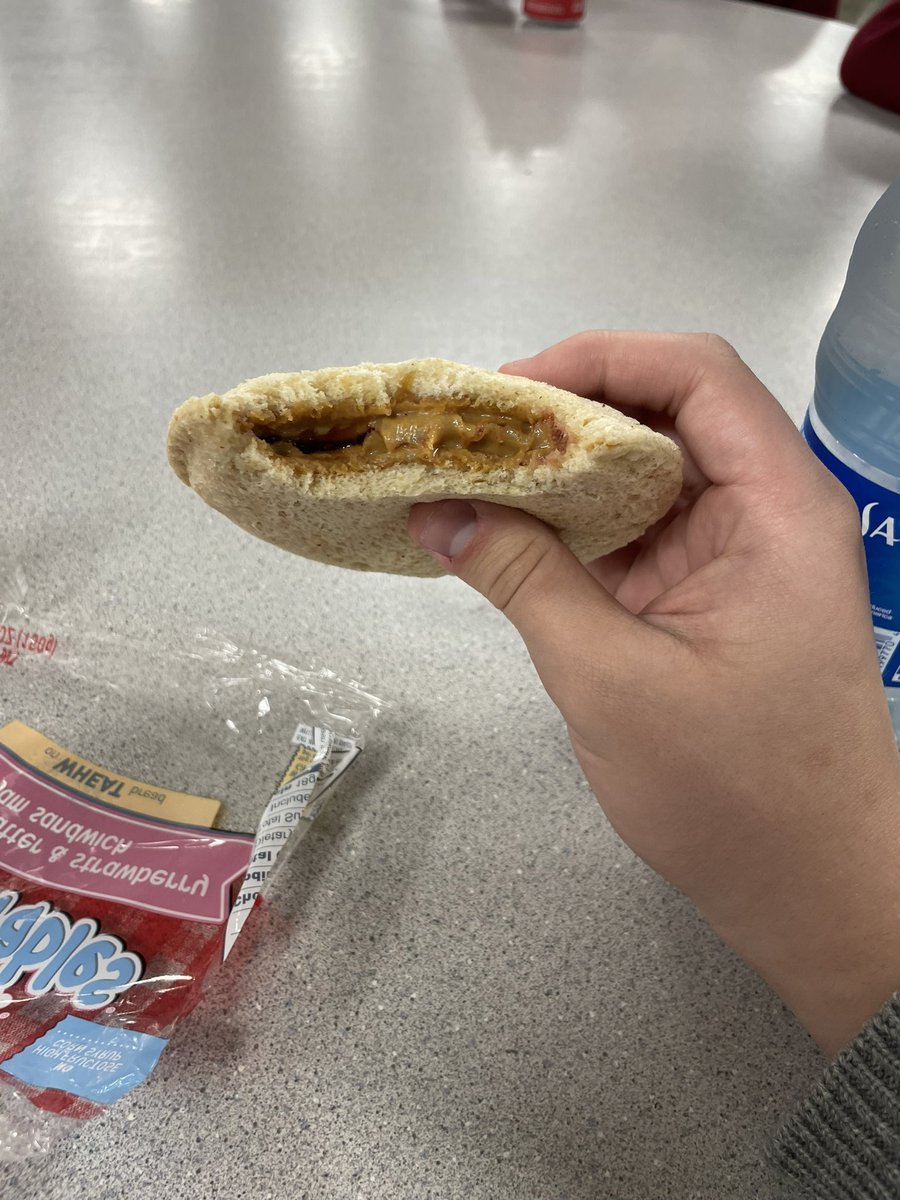 cegway_'s tweet photo. @Uncrustables please fix your goddamn peanut butter to jelly ratio. I can’t go on another fucking day with school lunch with this PEANUTBUTTER sandwich. Please… https://t.co/073QQqhqv5