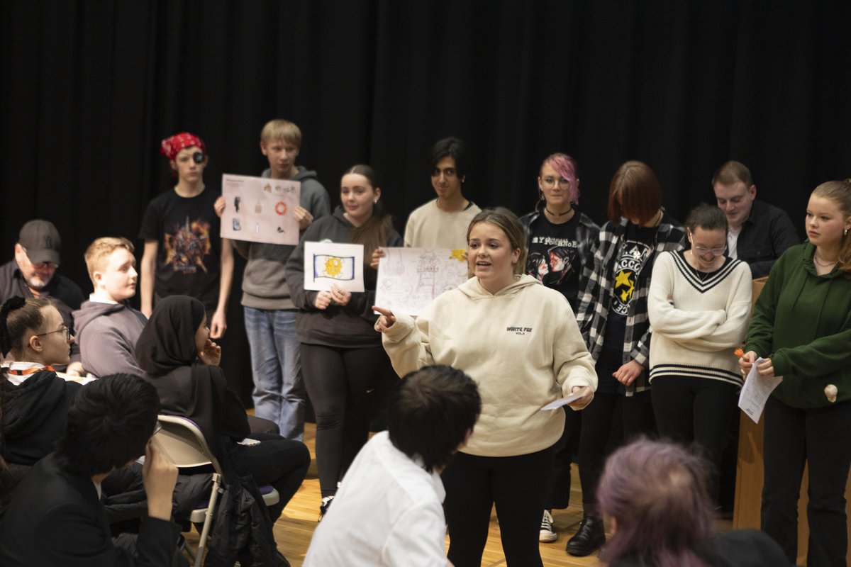DYWGlasgow's tweet photo. Some more snaps from #ShipwreckedSkillsDay 📸
Big thanks to @BIMAscotland, @be_daydream & @CofGCollege for making this event so successful!
#SkillsGap #DigitalSkillsGap https://t.co/Ad3uKFzWVT
