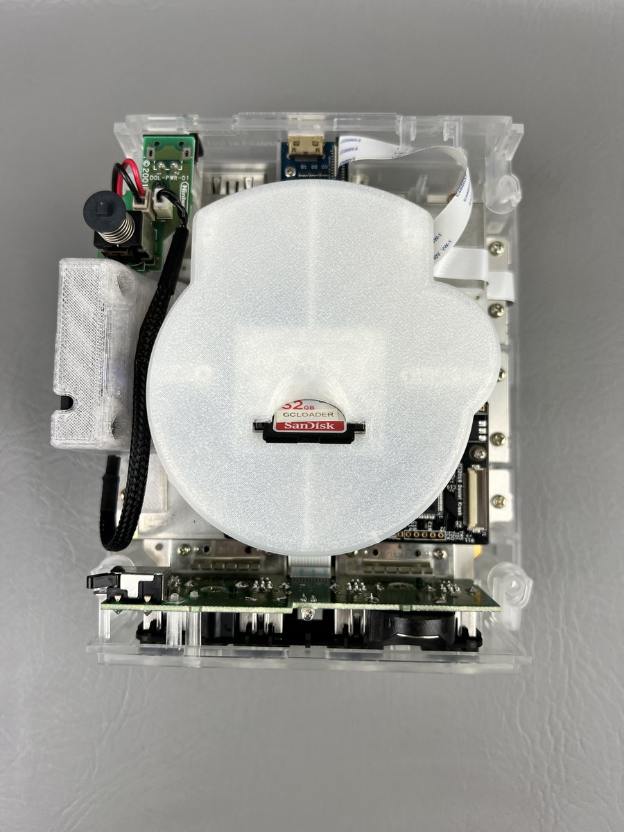 DragonsHoardGmg's tweet photo. Just listed this #GameCube on the site. 

- @citrus3000psi's #GCDual and #GCLoader ODE
- @collingall's NoiseBlocker Fan mod &amp; ODE Mount
- #fullservice 
- Clear Shell
- Battery Mod
- RGB Slow Color Changing Power LED
- 1 Year  Warranty

https://t.co/vVSCHPvme3 https://t.co/citkwh2wDX