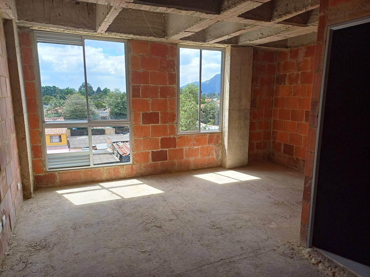 loreyanquen's tweet photo. Oportunidad de #negocio
Vendo apartaestudio ubicado en la ciudad de #chia a pocos pasos del centro comercial Vivenza Plaza, sector de alta valorización 
con baño, cocina, sala, zona de lavado, habitación, Cuarto piso,Se entrega en obra gris. 29 mtr
Precio negociable $135.000.000 https://t.co/7KITfIQfRp