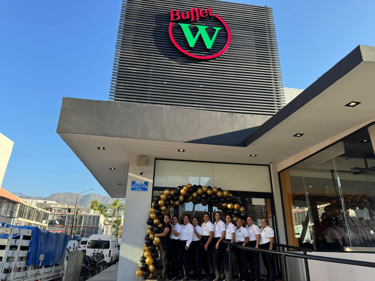 JacobMorant's tweet image. A cinco meses del impacto del #HuracanOtis más negocios abren como #BuffetW en la costera de #Acapulco, la sucursal fue remodelada en su totalidad! 🥰