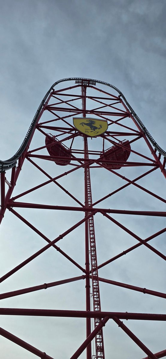bruce_coasters's tweet photo. @J_Silkstone @THORPEPARK Taller than Hyperia! https://t.co/ND9RF1tsXv