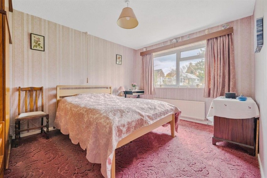 Nicholas Est Agents tweet media