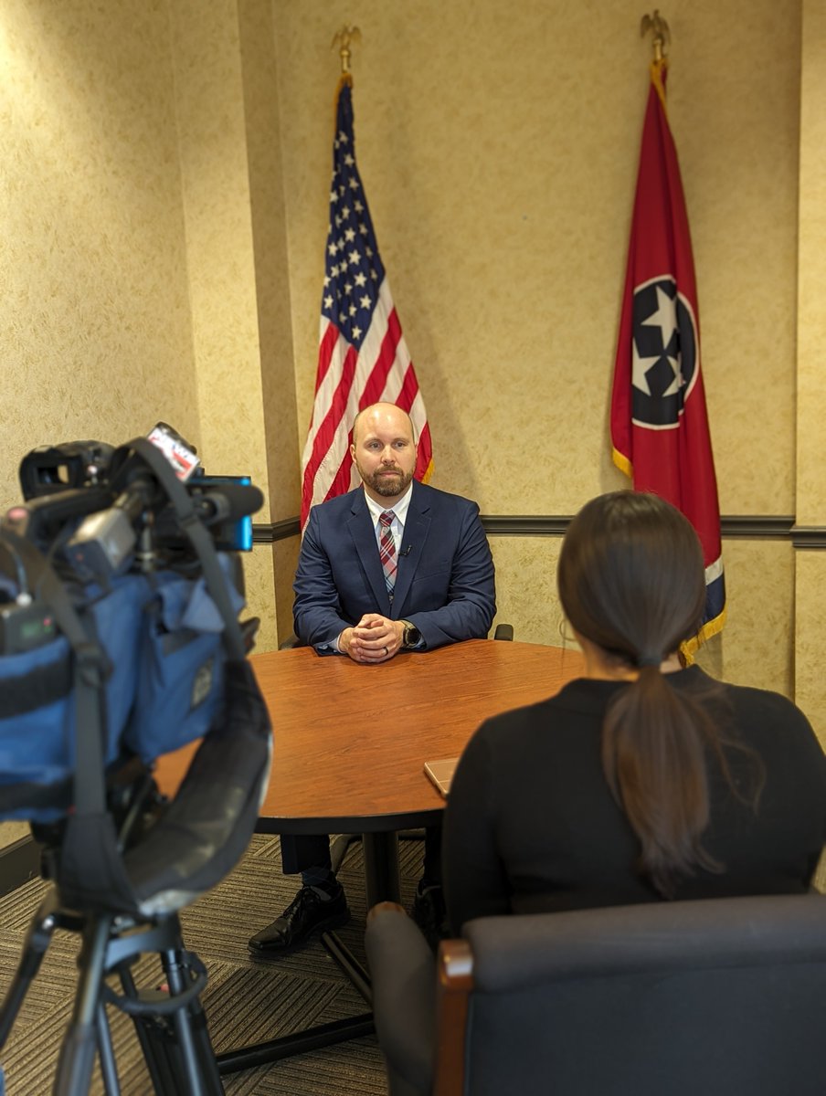#DYK that Tennesseans lost more than $160 million to scammers in 2023? #FBINashville Supervisory Special Agent Matthew Billings spoke to @WKRN. Tune in at 11am CST today to learn more.