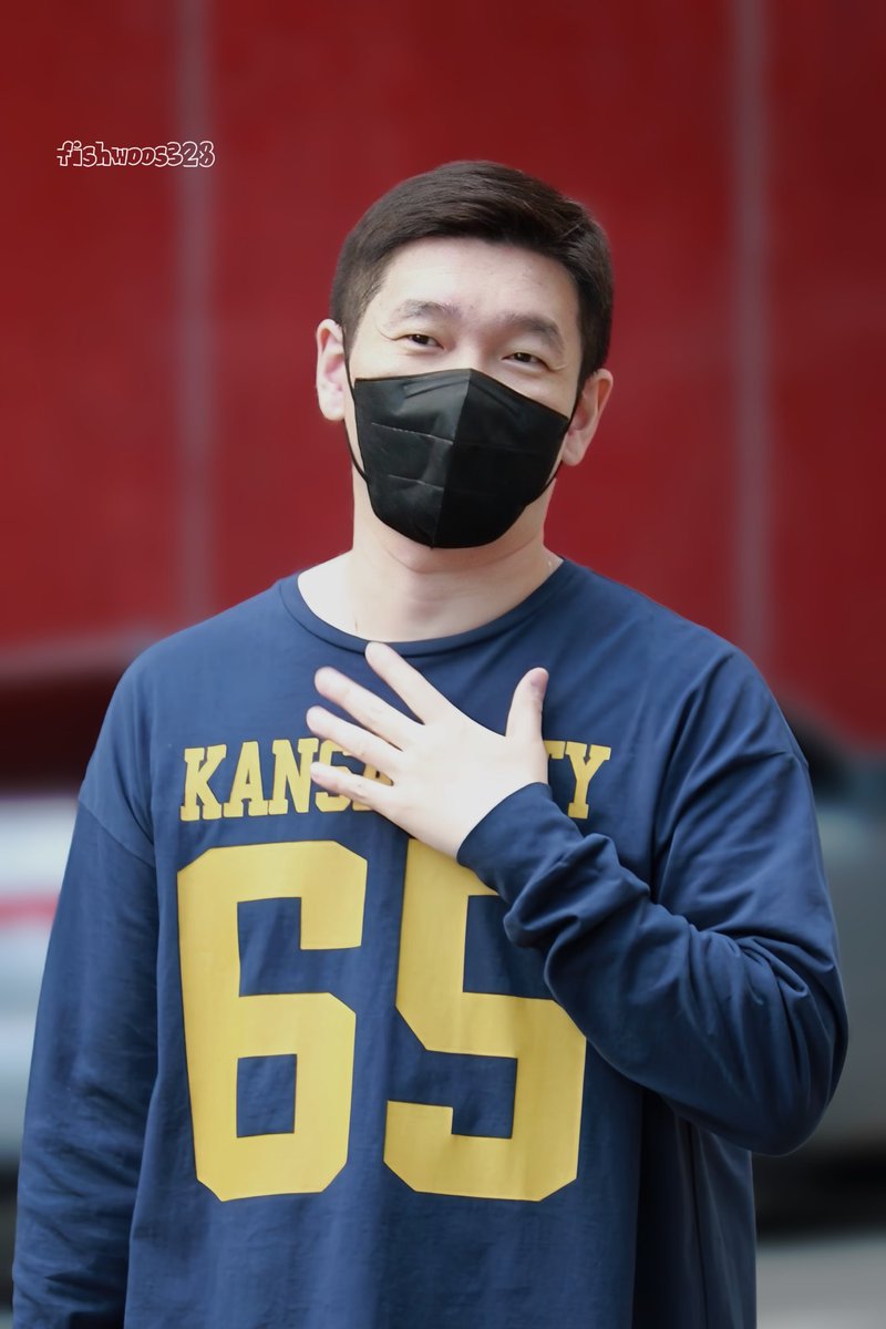 fishwoos328's tweet photo. 스누스누스누스누생일추카행🥳🥳🥳 https://t.co/aJ3sDigb60