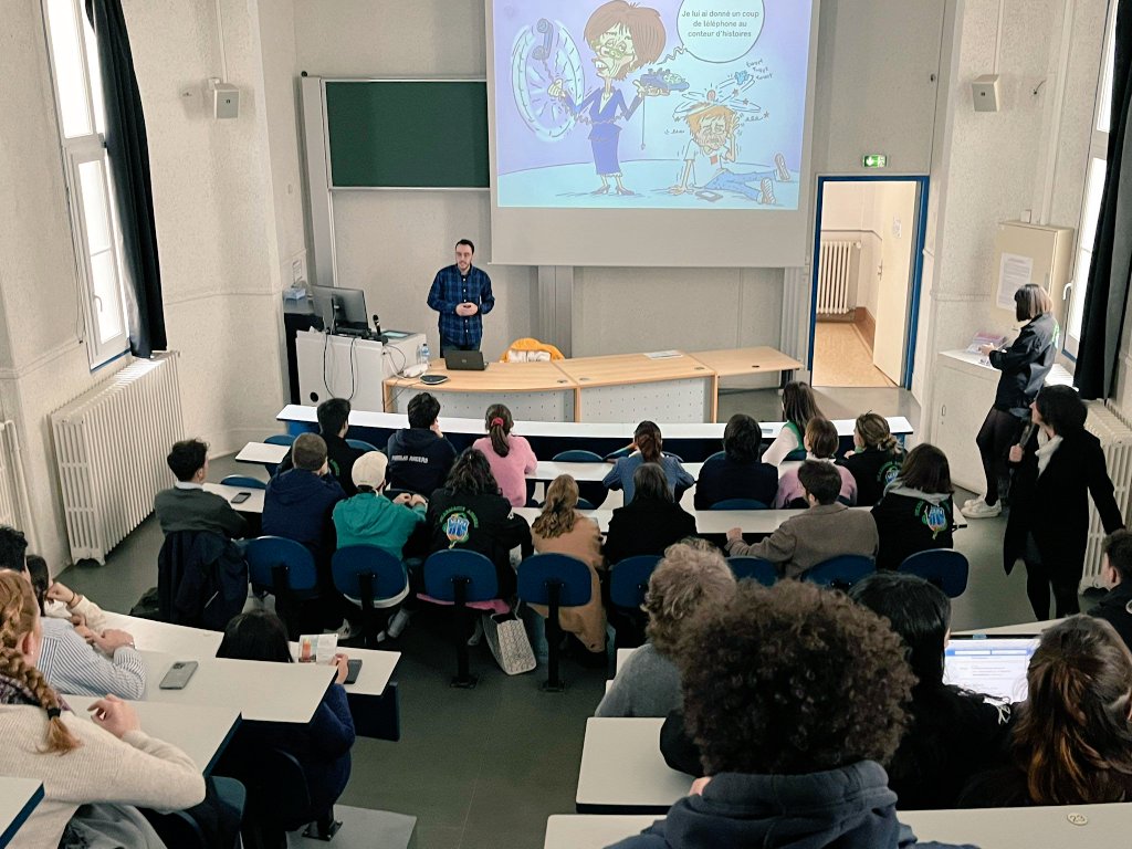 #ColonTour C'était vraiment spécial de partager et de contribuer à #MarsBleu. Grand merci à <a href="/Pharma_ACEPA/">ACEPA</a> <a href="/seb_faure/">𝕊ⵉƁ𐤠ⳜƬƖƸƝ 𝓕🅰️UᖇΞ 🇺🇦 🇪🇺</a> <a href="/Nclere/">Nicolas Clere</a> <a href="/UnivAngers/">Université d'Angers</a> <a href="/Angers/">Ville d'Angers</a> @FacSante_Angers à notre financeur <a href="/LigueCancer49/">Ligue contre le Cancer de Maine-et-Loire</a> et à nos partenaires dans le projet IDDECO @CRCDC_PDL <a href="/cpam49/">CPAM Maine-et-Loire</a> 💪
#BonDépistage  🎗 💙