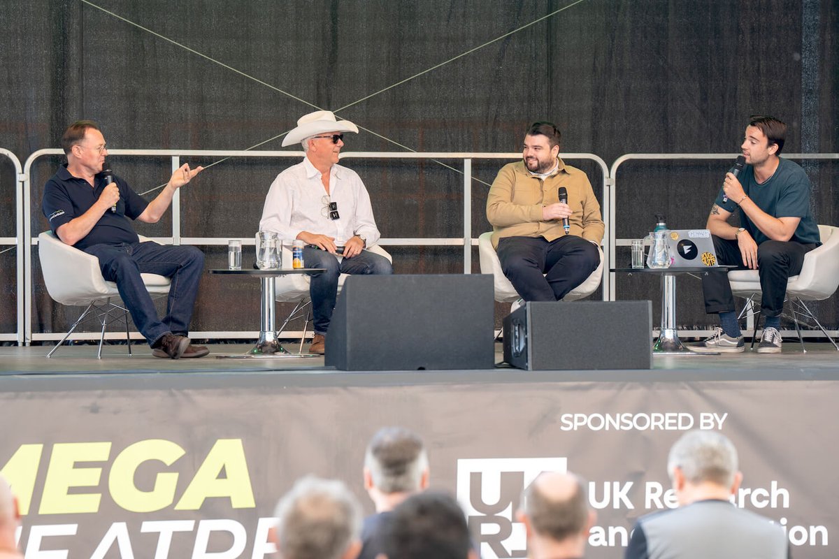 Green Car Guide tweet media