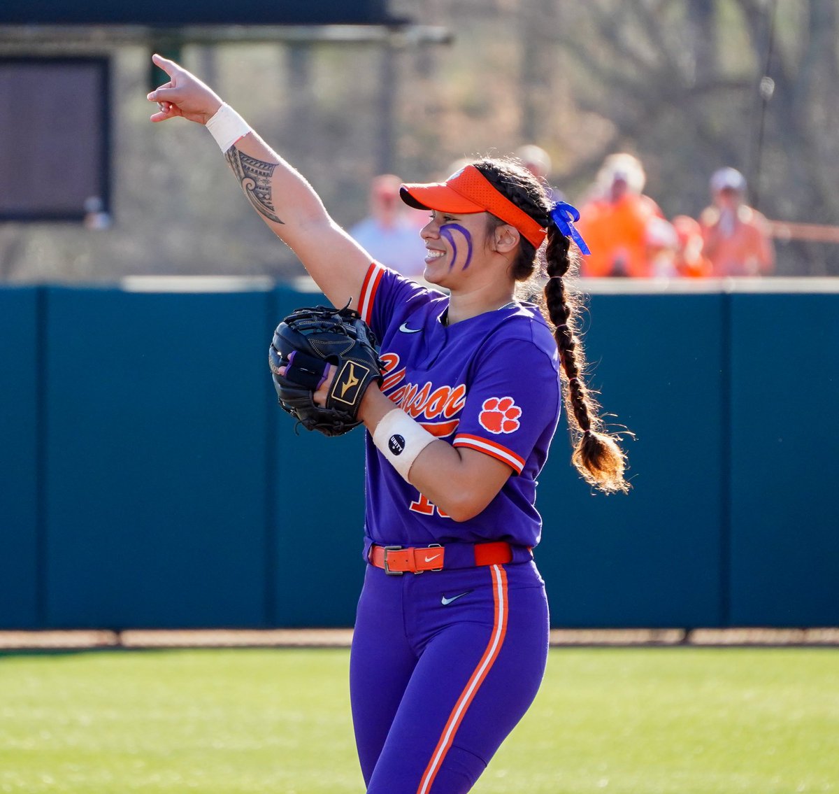 alia logoleo (@alialogoleo) on Twitter photo Thank you to <a href="/110Society/">110 Society</a> for helping Clemson Student-Athletes! Follow them and continue to show your support!💜 Thank you to <a href="/110Society/">110 Society</a> for helping Clemson Student-Athletes! Follow them and continue to show your support!💜