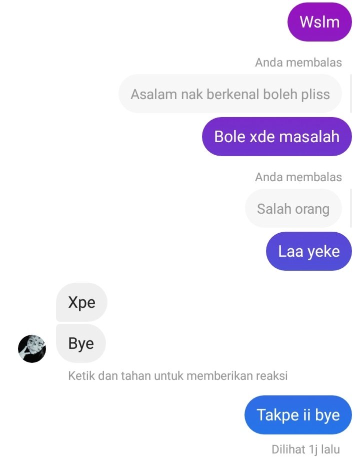Apa bende la budak ni,first time aku jumpa budak mcm ni,kalau betui nak kenalkan takpe kita bole terima,ni tiba² blah dh kenapa 🤣