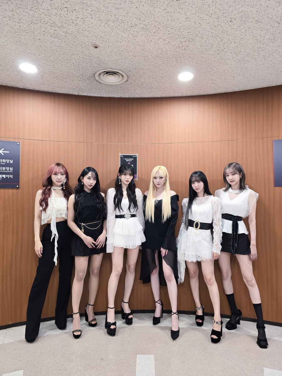 LiaLiav's tweet photo. Award pertama ditahun 2024, sukses terus senum💗 
🏆KM Chart TOP 6 (Hot Choice Female)
🏆Universal Best Popularity (Female)
🏆Universal Golden Best

#SECRETNUMBER_USA2024
#SECRET_NUMBER #시크릿넘버
@5ecretNumber https://t.co/eFcniCFUZI
