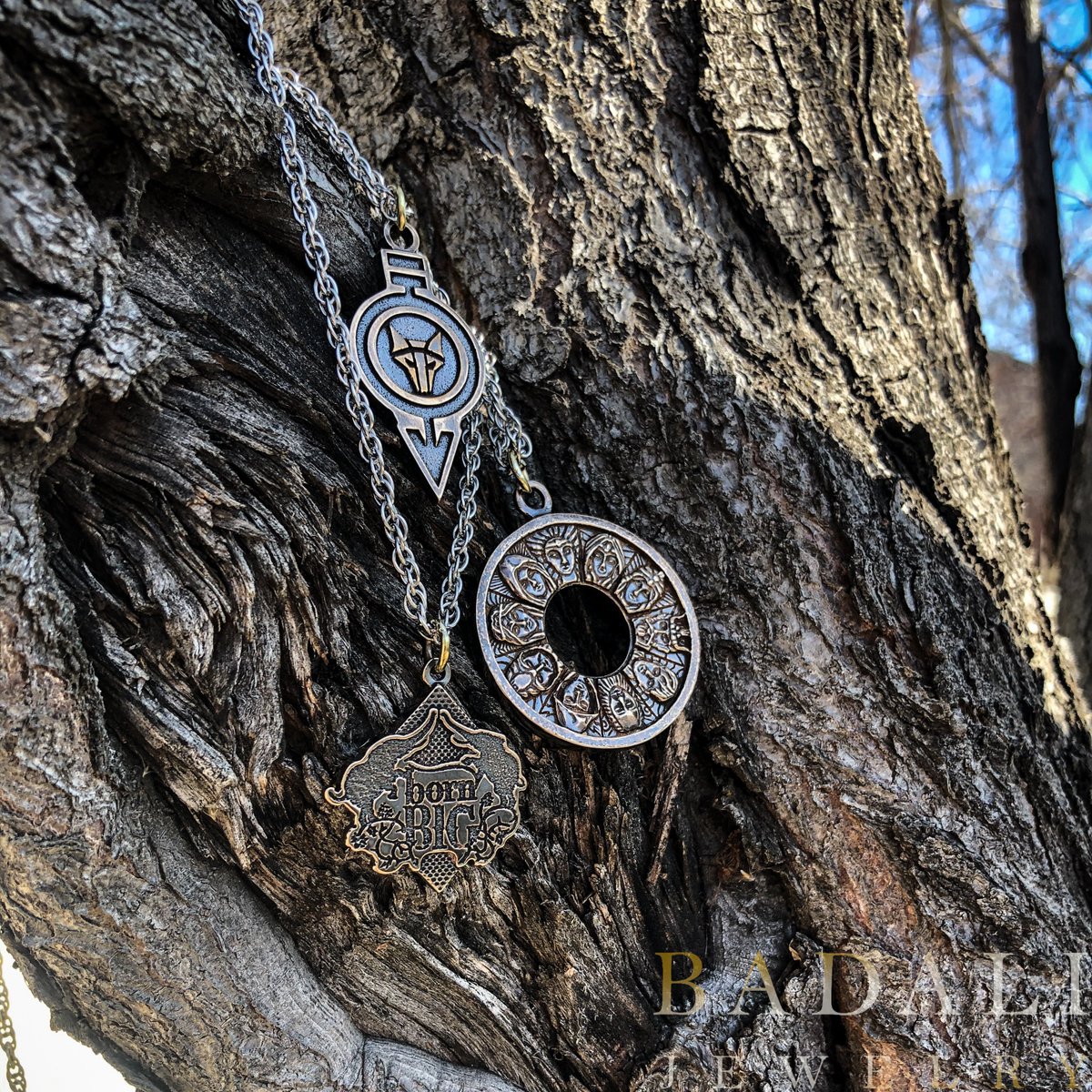 Spotlight on some of our handmade and officially licensed bronze pieces! badalijewelry.com @BrandSanderson @IzykStewart @DragonsteelBook @KellySue @Val_Delandro @Pierce_Brown @SonsOfAres_ #BitchPlanet #RedRising #Cosmere #StormlightArchive