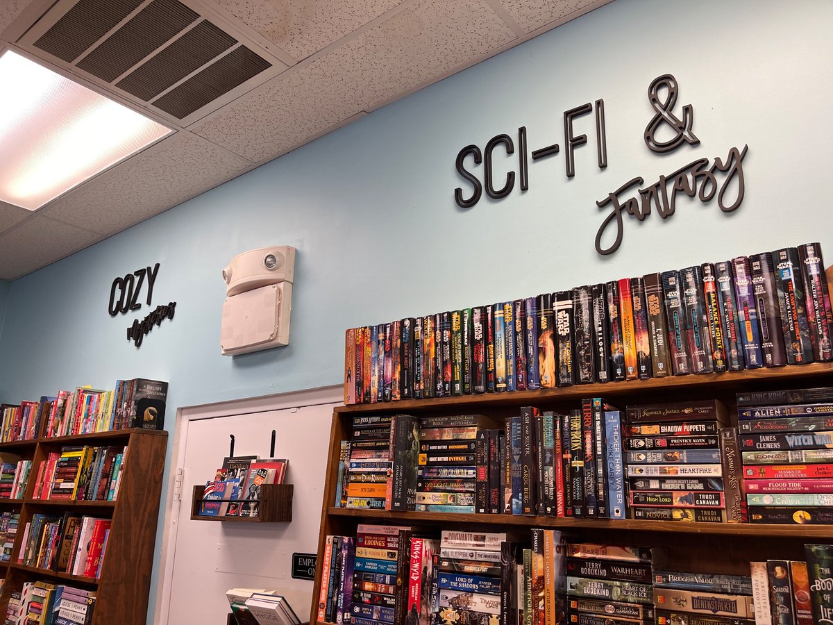 hereforaspell's tweet photo. When your fiancée’s book section is right beside yours in the used bookstore you visit on vacation. 😍 #CozyMysteries #SciFiFantasy #ShesAMysteryNerd #ImAFantasyNerd https://t.co/lA6aOKcl4S