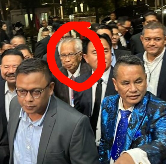 Ini kan yang nyuap hakim, habis gitu di bui, apa dia akan melakukannya lagi? Kan dananya tak terbatas