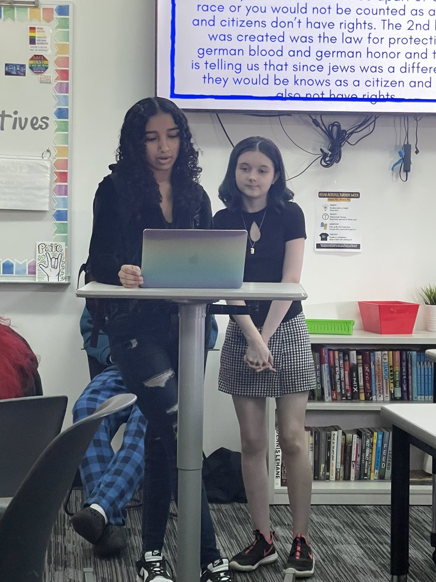 MrsBrantley17's tweet photo. #TMSslueth #TurnerFamily 

ELA Presentations went great today!! https://t.co/vxEbNvKWgR