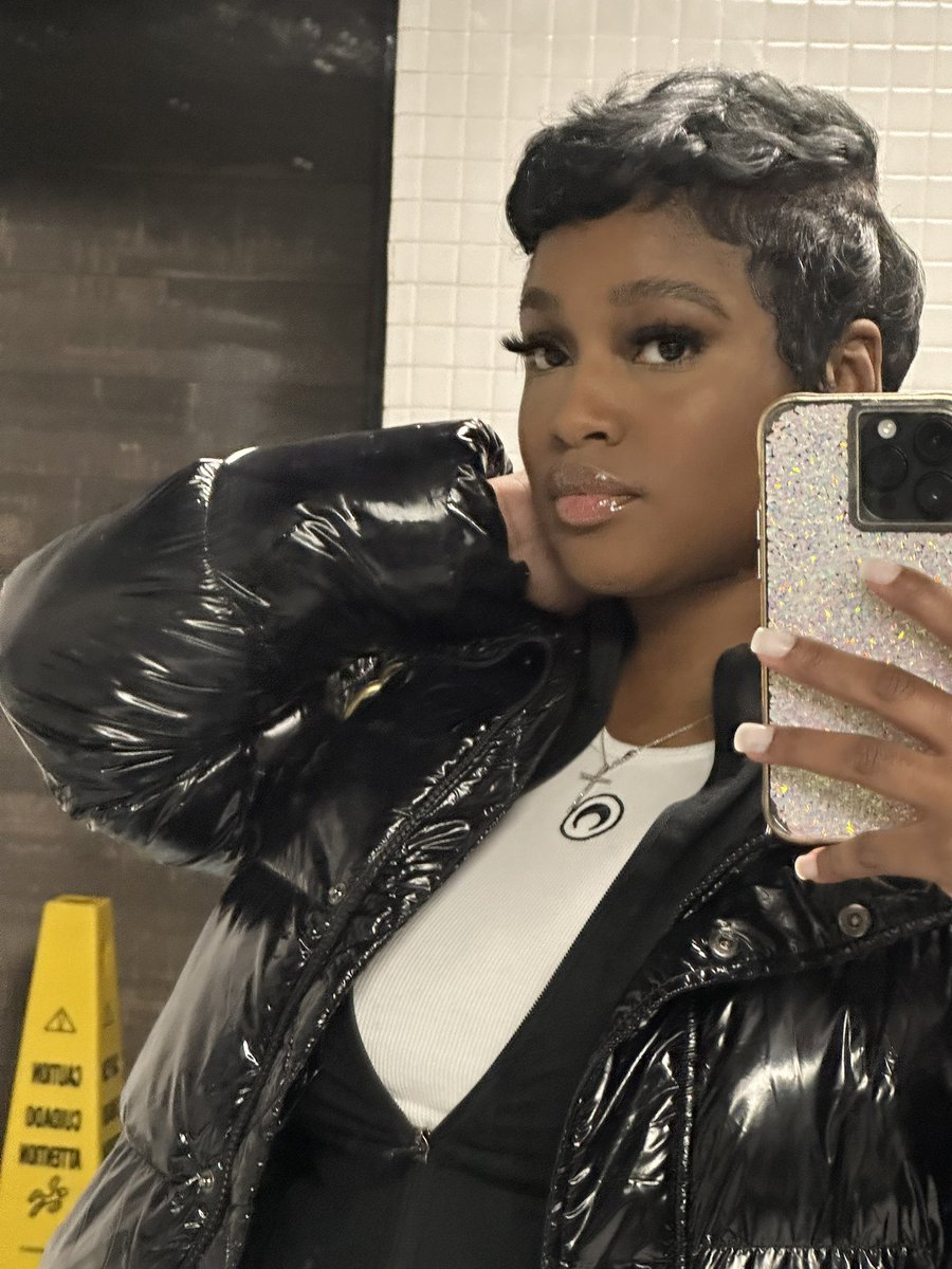 _sariahamani's tweet photo. Face card lethal 😩🧨 https://t.co/gvYICoEZIW