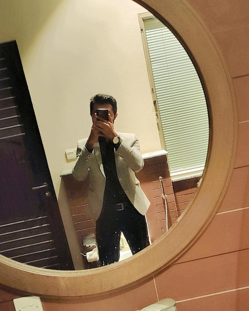 Sanwal596's tweet photo. This beauty makes me jealous 🥹🫶
.
.
.
.
.
PC 👉@sanwal596
.
.
.
.
#sanwalrazzaq #sanwal_razzaq #Instagram #sanwal596 #Instagram #instamood #instafashion #instalove #likeforlike  #followforfollowback #following  #fashionbloggers #blackoutfit #pakistaniweddings #fashionstyle https://t.co/BjHGGy41sS
