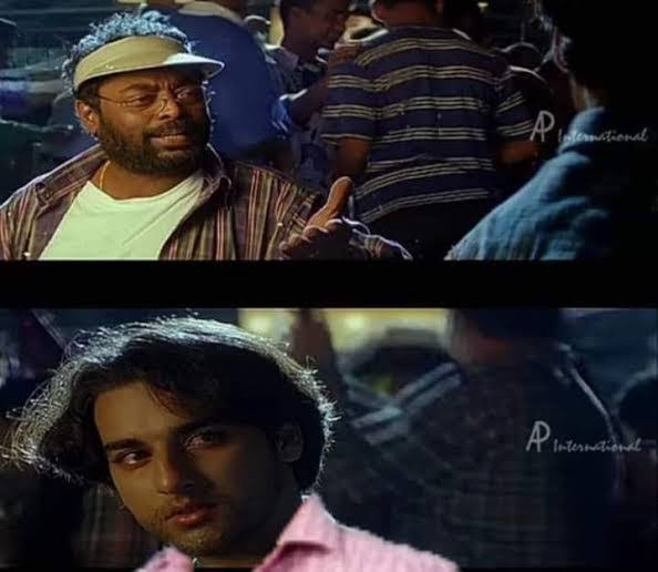 tamizhan_aadhi's tweet photo. ~SRH 277 அடிச்சதுல எல்லாரும் சந்தோசமா இருக்காங்க நீ மட்டும் ஏ சோகமா இருக்க... MI fan ஆ

~RCB fan bro நானு 😖
@walterlouis1014
@AFATOZ1 @___Arjun___04
#SRHvMI #Record_Break https://t.co/W1BCr3zXh3