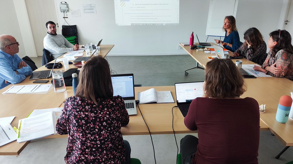 AnelNavarra's tweet photo. 🗞️Los socios del proyecto JEUNESS siguen trabajando en un nuevo horizonte para la Economía Social y el Emprendimiento Juvenil

Información completa aquí 👉https://t.co/KUH43y3OuR https://t.co/X0EaIM7N8L