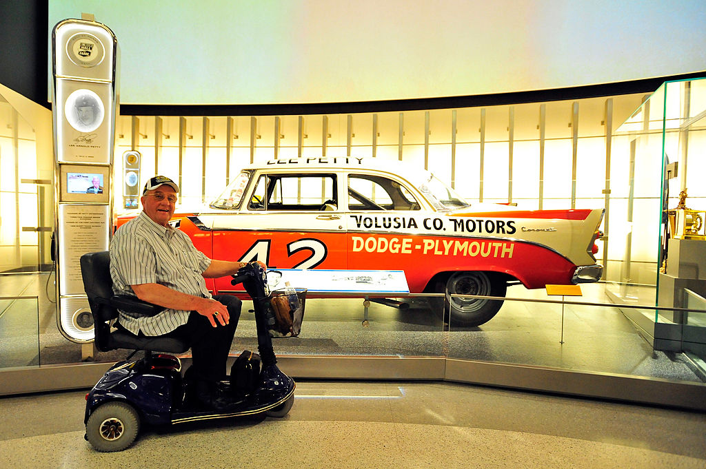 Another special celebration today, join us as we remember Class of 2014 #NASCARHOFer Maurice Petty on his birthday! #NASCARHall #NASCARHOF #racing #NASCARHistory