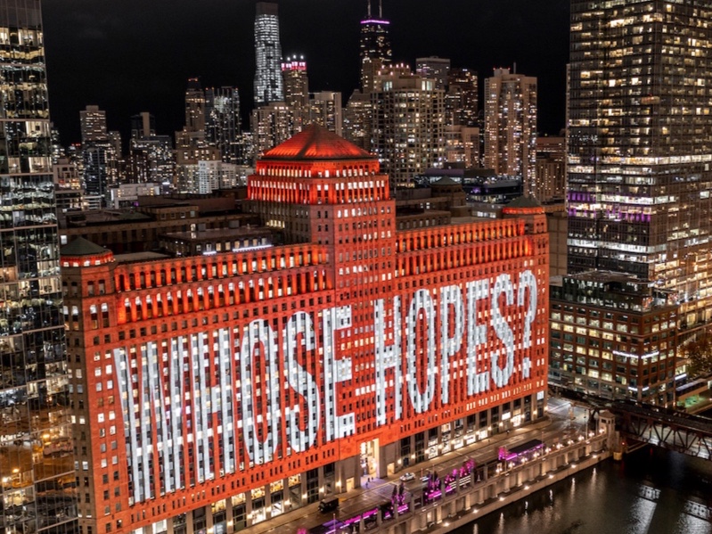 artonthemart's tweet photo. Celebrate #WomensHistoryMonth with #ARTonTHEMART! Revisit our favorite women artist projections and learn more about other Chicago activations here: https://t.co/k7HLpUTIMF
📷:
1. Diana Thater, 'True Life Adventures,' 2018.
2. Barbara Kruger, 'Untitled (Questions),' 2021. https://t.co/2d5VKkqM0Y