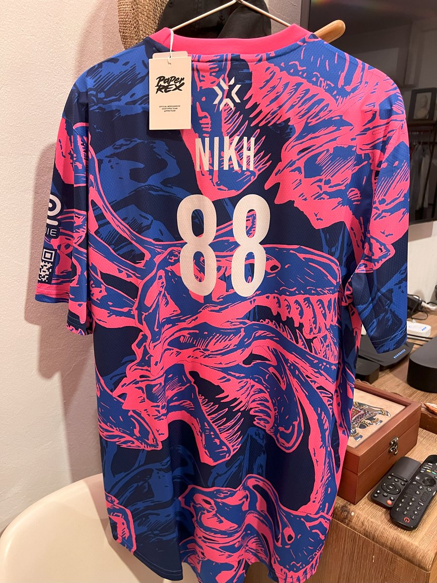 Nikhil H tweet media