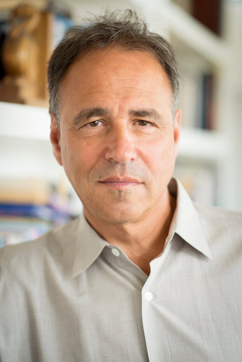 TICKETS SELLING FAST!! @AnthonyHorowitz will be here on Friday 19th April 7pm to talk about his new Hawthorne & Horowitz novel #ClosetoDeath. Don't miss out on this treat waterstones.com/events or ring 01935 479832🏹