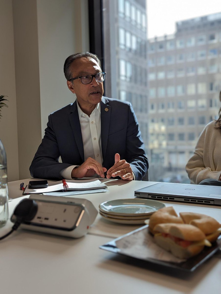 It was wonderful to meet with @WRIEurope staff while visiting our London office this week! Our team is doing some inspiring and incredible work to ensure just transitions at the country level can deliver progress toward our global goals for people, nature and climate.