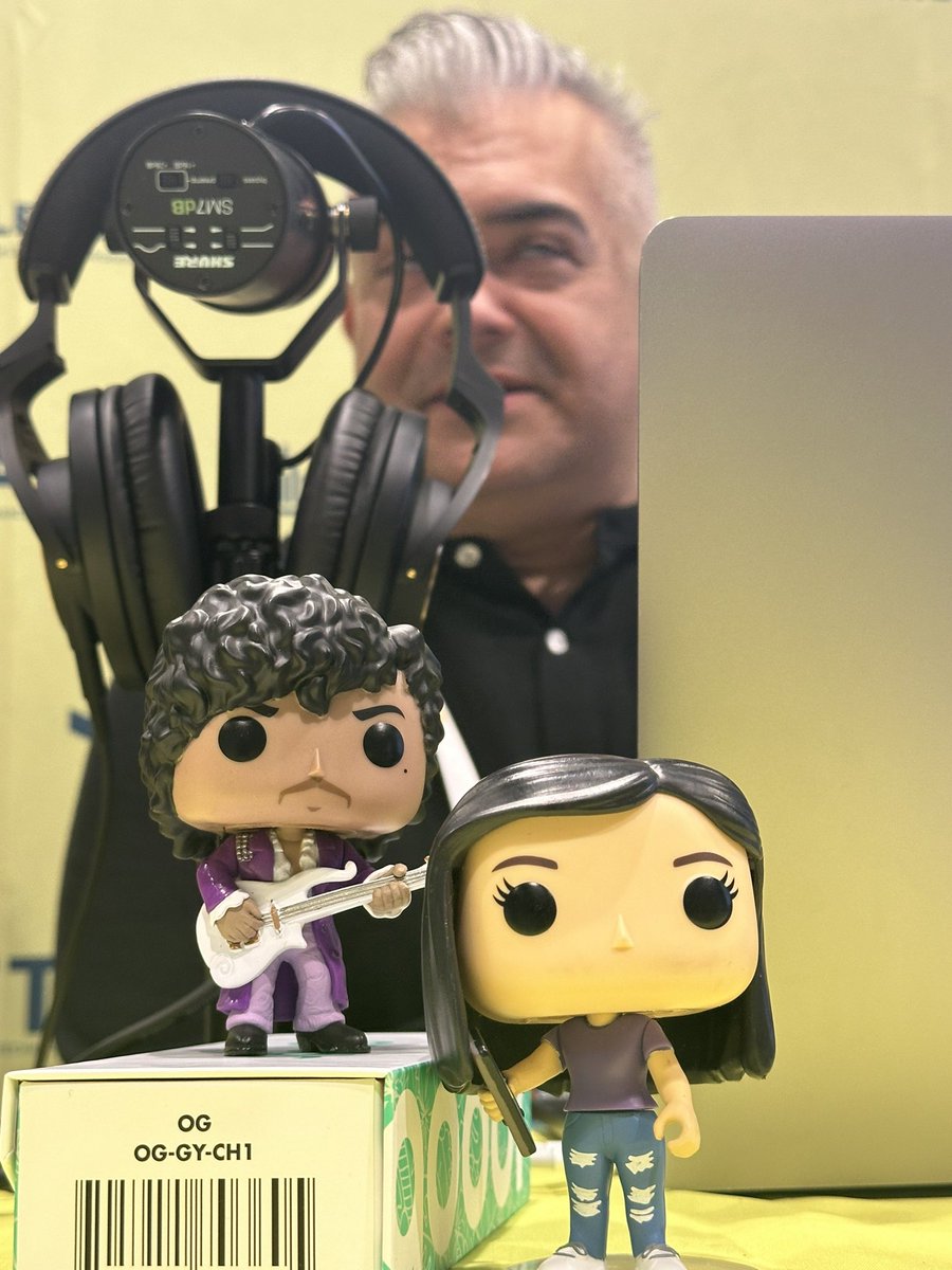 tiny AV peeps (@tinyavpeeps) on Twitter photo #BigWeave and #Theartist are taking over the podcast station…. <a href="/chris_neto/">Christopher Neto CTS</a> where is #NotNeto #BigWeave and #Theartist are taking over the podcast station…. <a href="/chris_neto/">Christopher Neto CTS</a> where is #NotNeto
