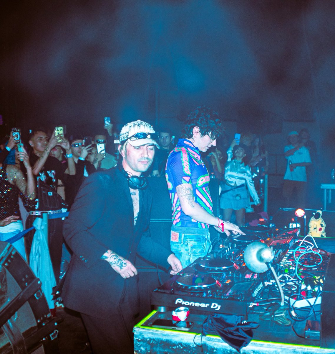 🇺🇸🇺🇸 ALERTA USA 🇺🇸🇺🇸 Es un honor, placer y bendición anunciar que estaremos representando en NUEVA YORK (neivayor) en la con nuestros shows de <a href="/Alerroj/">Alomejor aleroj alfajor</a> y <a href="/2ATcore/">✧ 2AT ✧</a> que estarán lampareando en la gran manzana por primera vez ‼️