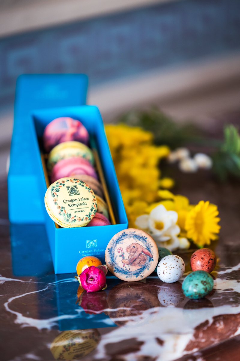 CPKempinski's tweet photo. Baharın gelişini rengarenk lezzetler ve tatlar ile kutluyoruz. 

Çırağan Palace Shop’tan online olarak siparişle veya otele gelerek alabileceğiniz lezzetler sizi bekliyor.

#CiraganPalaceShop
#CiraganPalace
#Kempinski https://t.co/tOUR5FfoC6