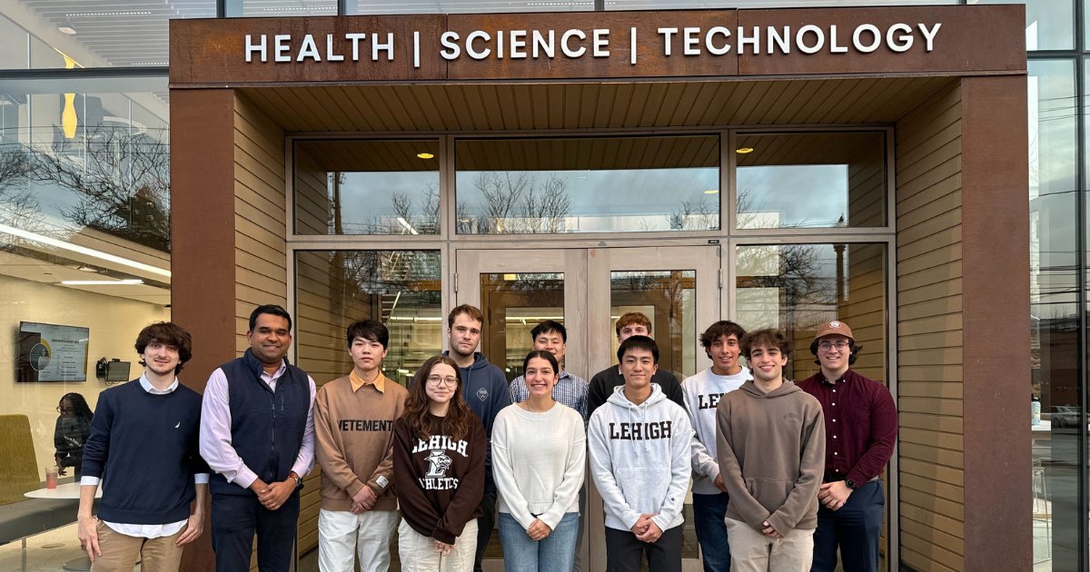 We're thrilled to support @LehighU & Seshadri Lab with @BeyondPulse tech for their project with the women's soccer team. Shoutout to @DhruvSeshadri & team for driving student-athlete health and performance innovation. Learn more ➡️ bit.ly/4adj6dW 📷:@LehighBioE