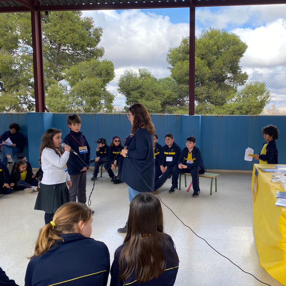 Tangram_LS's tweet image. 😄 ¡Felicidad plena! 

En el colegio Purísima Concepción ya tienen a sus ganadores de la Fase Escolar del Spelling Bee. Seguro que el nivel ha sido muy alto. ¡Nos vemos en la GRAND FINAL! 

🎉 ¡Enhorabuena! 🎉

#XIISpellingBee #TangramLearningSystems