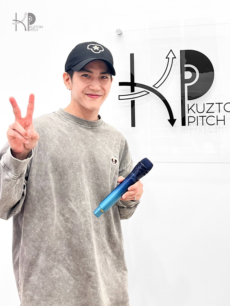 Finally !! Custom Microphone for K. @Sea_tawinan #Sea_Tawinan Thank you K'Sea Tawinan, for trusting us to create your own custom microphone 🩵🌊 #KuztomPitch