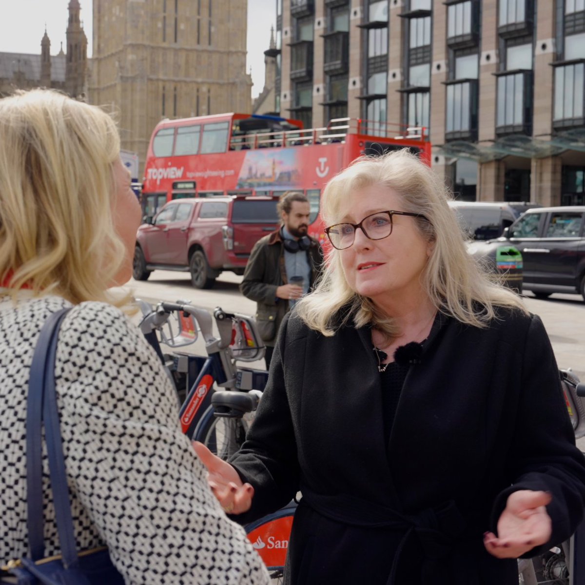 Women don’t feel safe in London. And that has to change. When I’m Mayor, I will appoint a women’s commissioner, recruit more police officers and put more CCTV on the Tube.