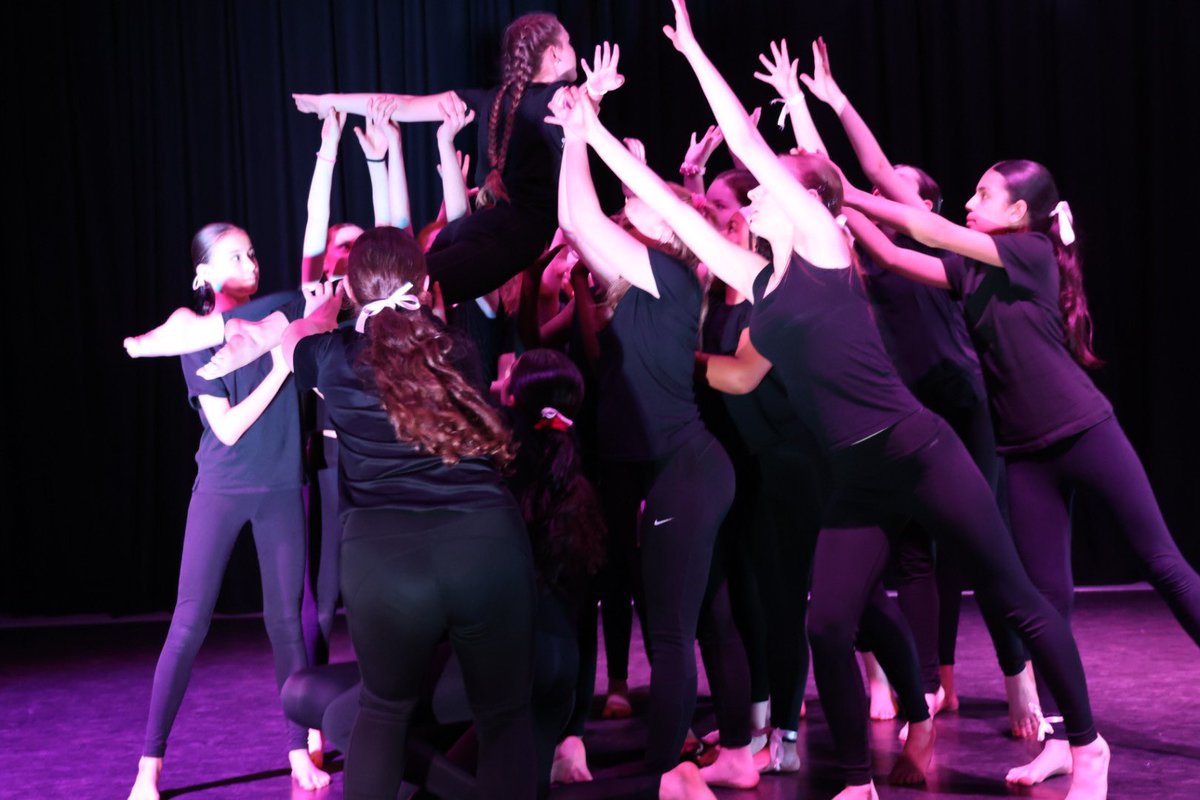 BedAcadPA's tweet image. Yesterday we hosted a fantastic evening celebrating our incredibly talented dancers. 

Dance has come such a long way over the last few years and our students are a testament to the outstanding work and time that our team has dedicated to its overwhelming success💫

#TheBAWay