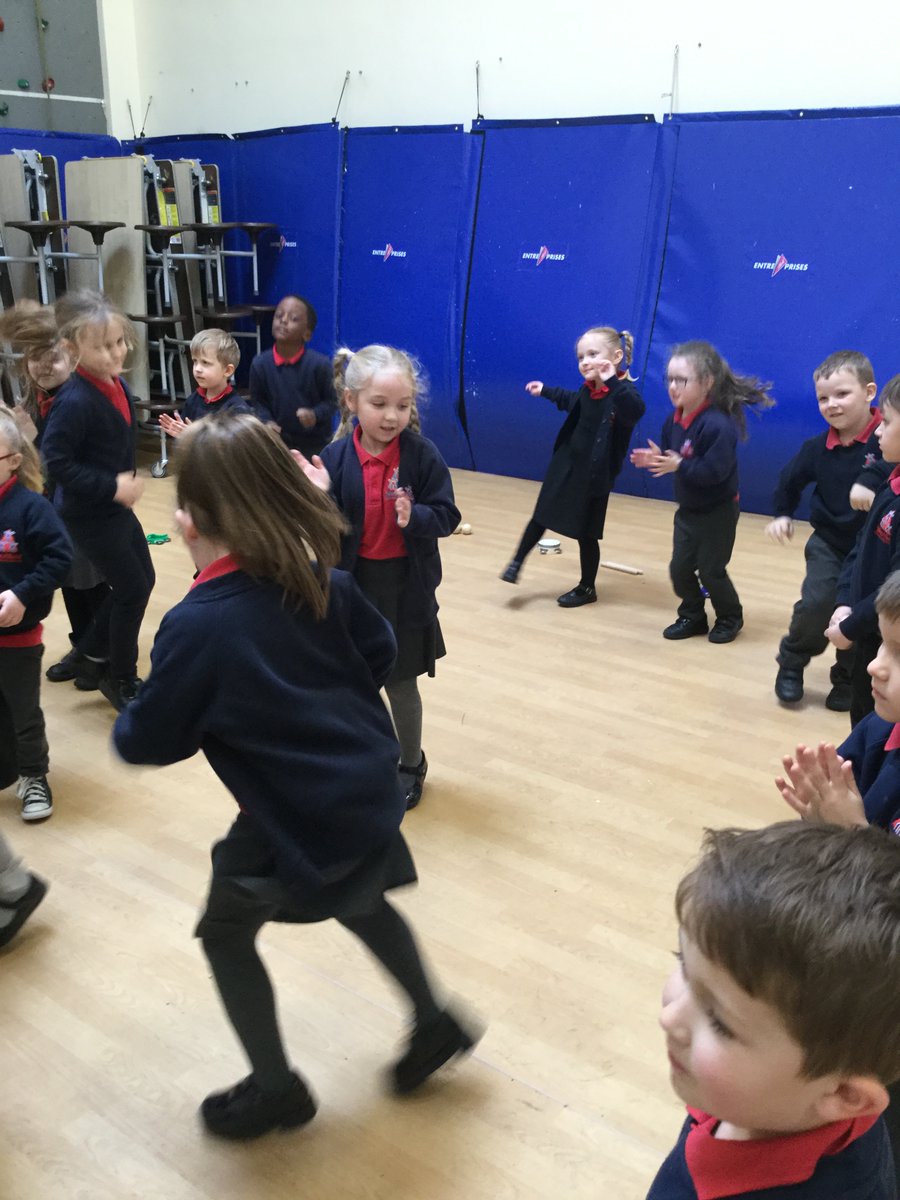 What a great session our reception children had with the #nextstage Performing Arts Company. 
<a href="/WIGANLEyEP/">LEyEP</a> <a href="/WiganCouncil/">Wigan Council</a> <a href="/cathppp/">Catherine Pealing</a>