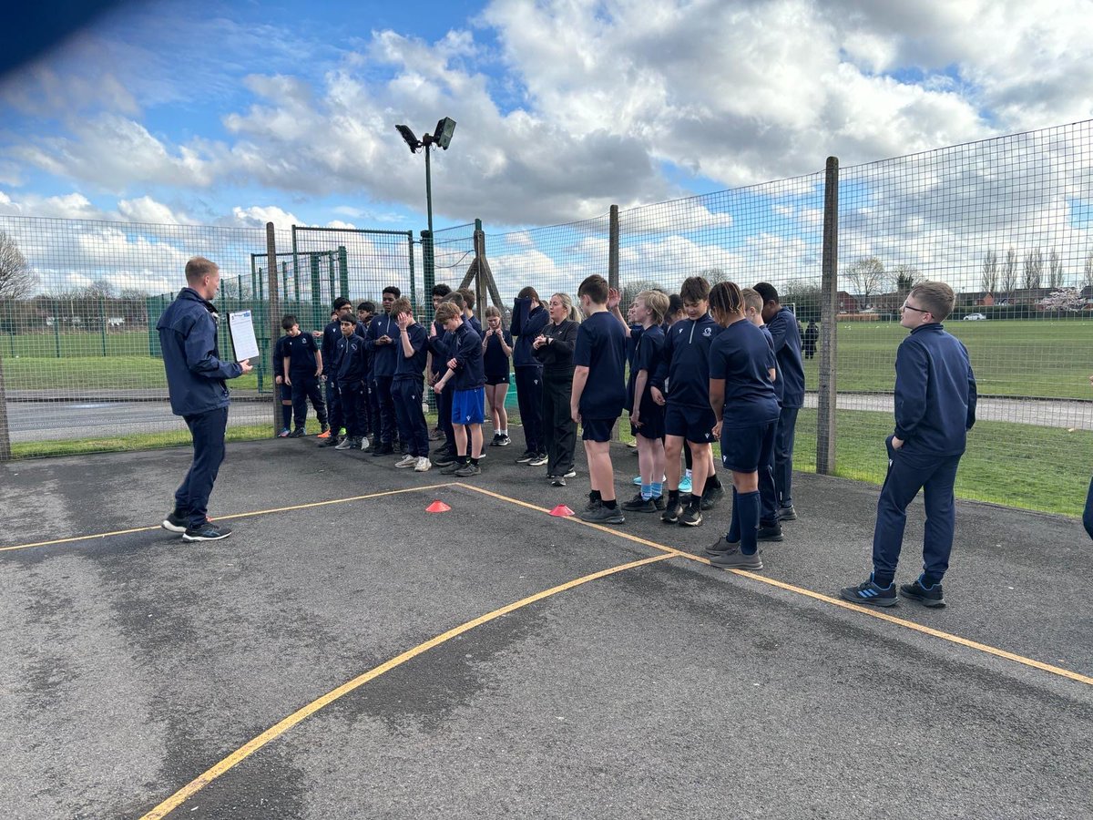TheDerbyHighPE's tweet photo. A huge well done to all students and staff that completed TDHS ‘Marathon Challenge’ tonight 🏃‍♂️🏃‍♀️👏 they completed the 42k distance (211 laps of the tennis courts) in a record time of 9mins 22secs 🥇 Mr Bramwell has a lot to live up to in Milan now 🇮🇹 https://t.co/fm7mWeHIp9