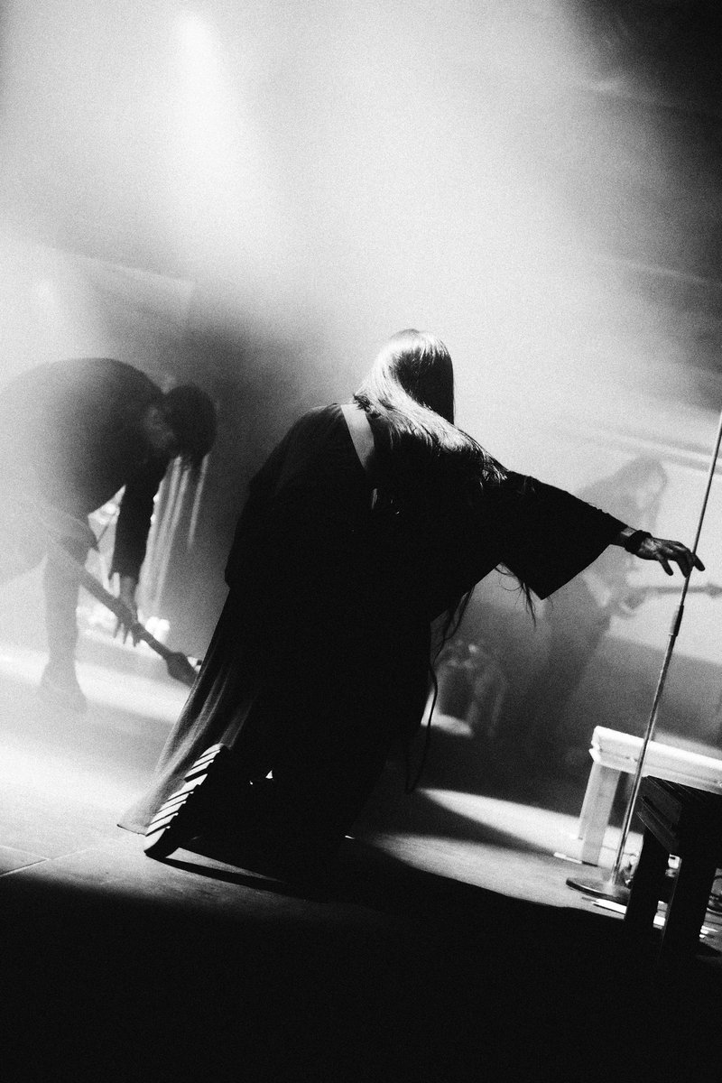 imminenceswe's tweet image. 𝑩𝒆𝒉𝒊𝒏𝒅 𝑻𝒉𝒆 𝑪𝒖𝒓𝒕𝒂𝒊𝒏
Meet &amp;amp; greet tickets for 𝑻𝒉𝒆 𝑩𝒍𝒂𝒄𝒌 𝑻𝒐𝒖𝒓: 𝑼𝒏𝒊𝒕𝒆𝒅 𝑺𝒕𝒂𝒕𝒆𝒔 will be available this Friday, March 29th. Subscribe to our newsletter for more information: mailchi.mp/ba49311cf22b/f…
Photography by @lsmrtnck 
From Sweden with love